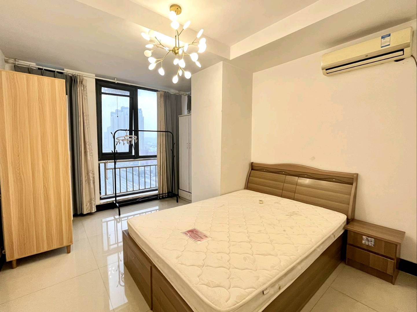 首座国际公寓 随时看房·