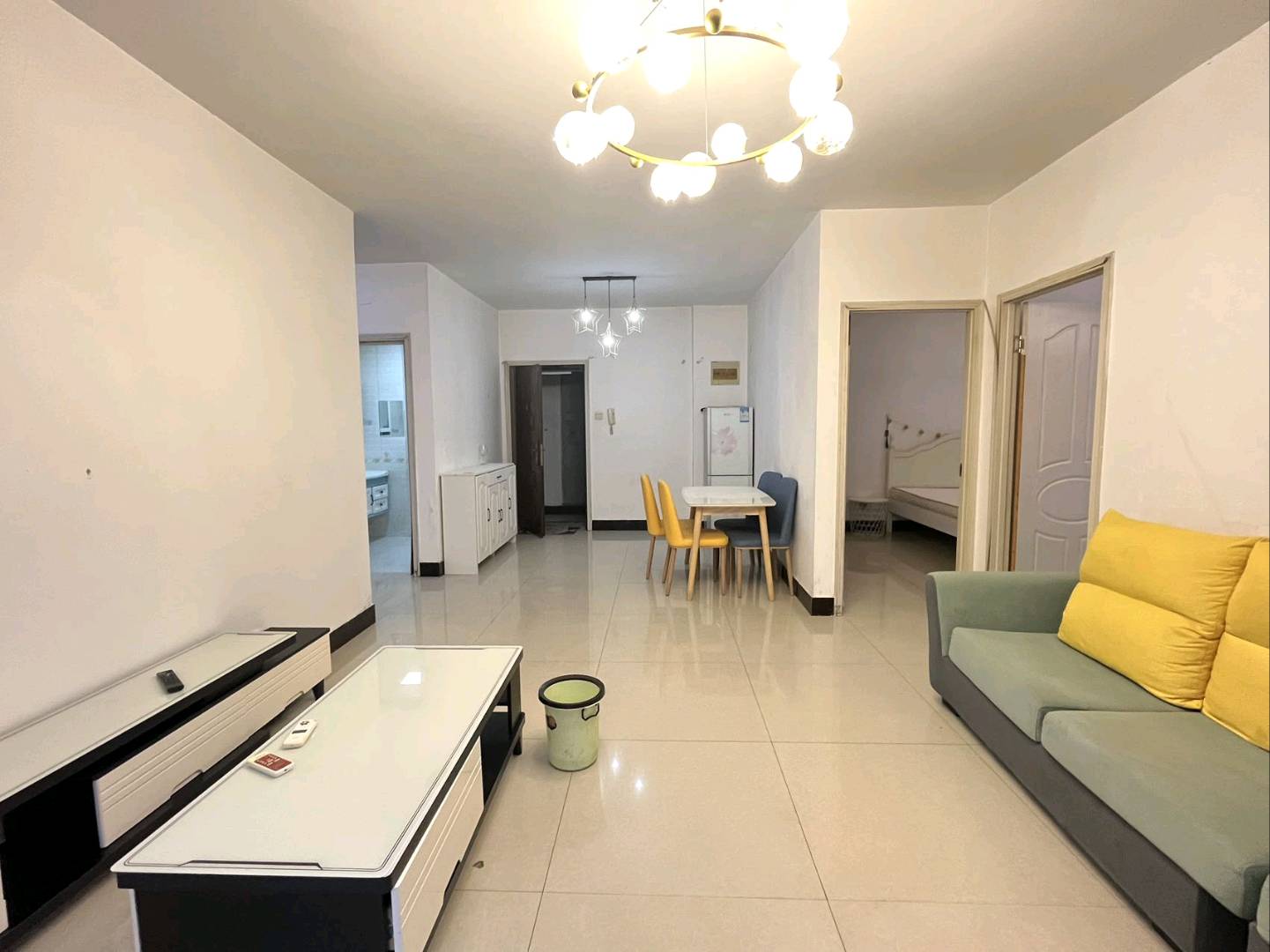 首座国际公寓 2居室 1100元/月