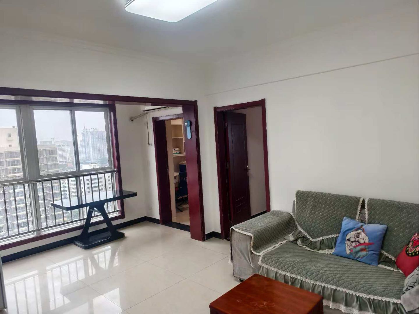 大宇A座 2居室 2200元/月