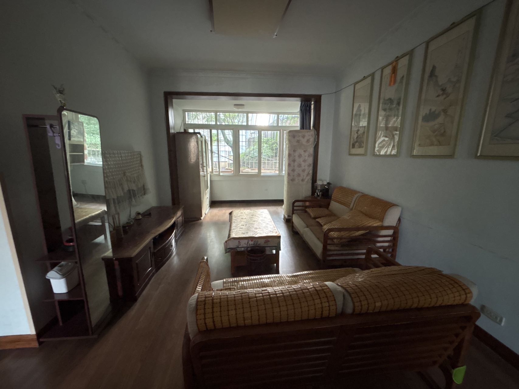 市委家属区 3居室 3000元/月