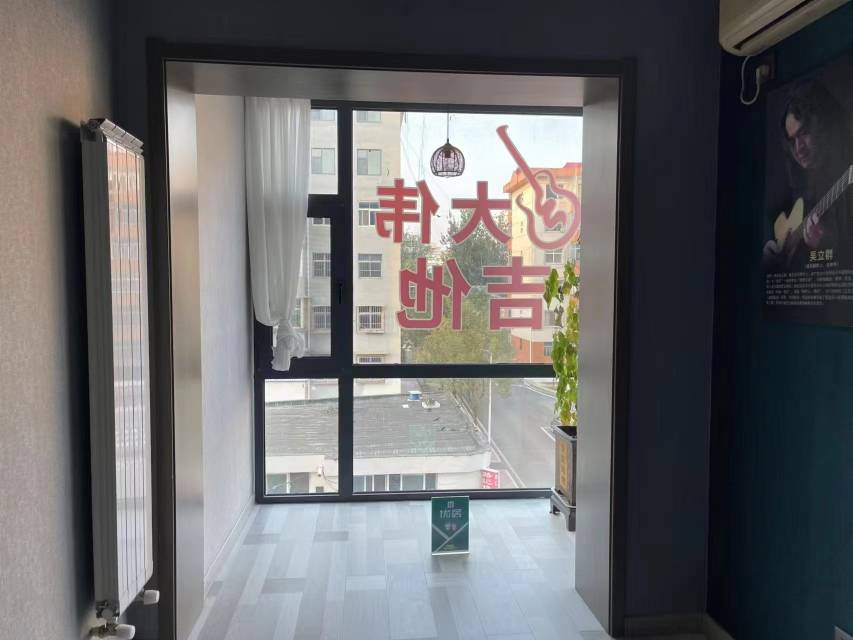 凤庆小区 随时看房·