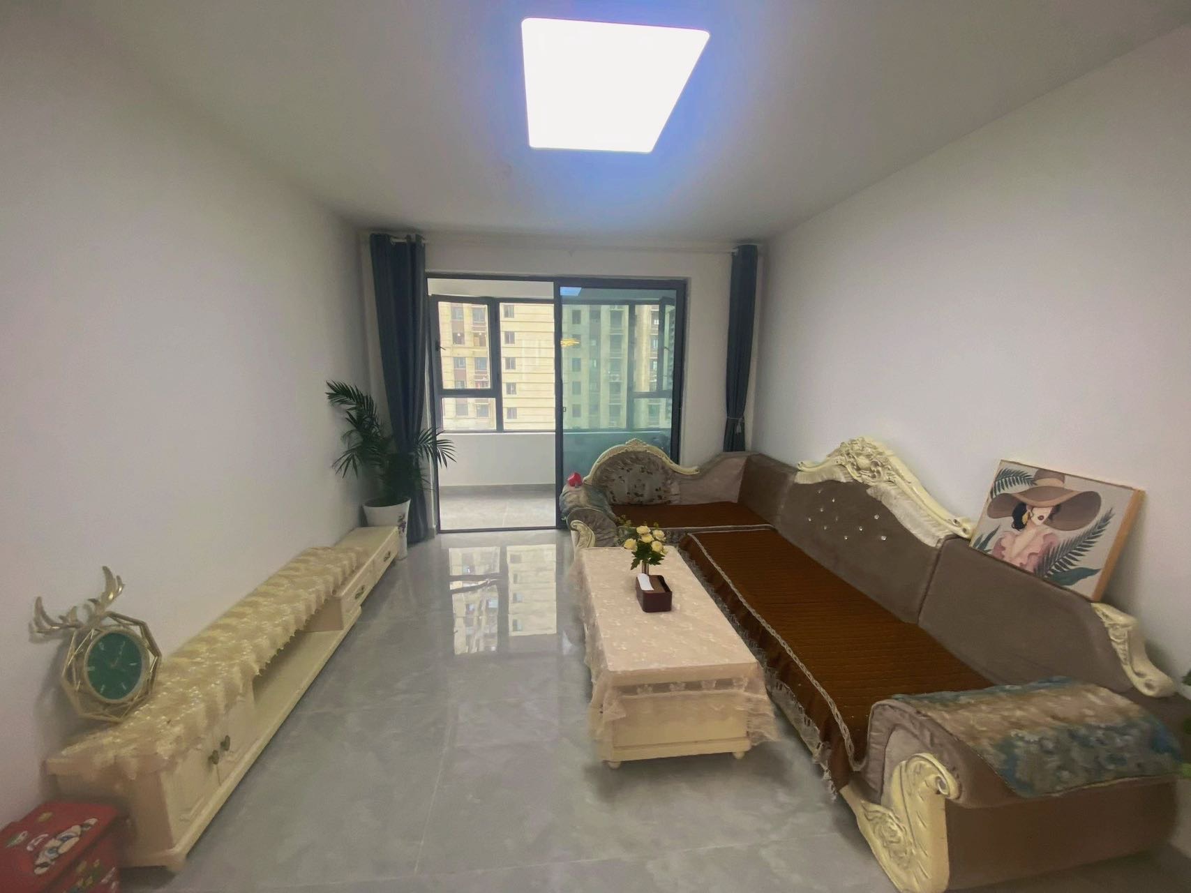 新型家园三期 3居室 1700元/月