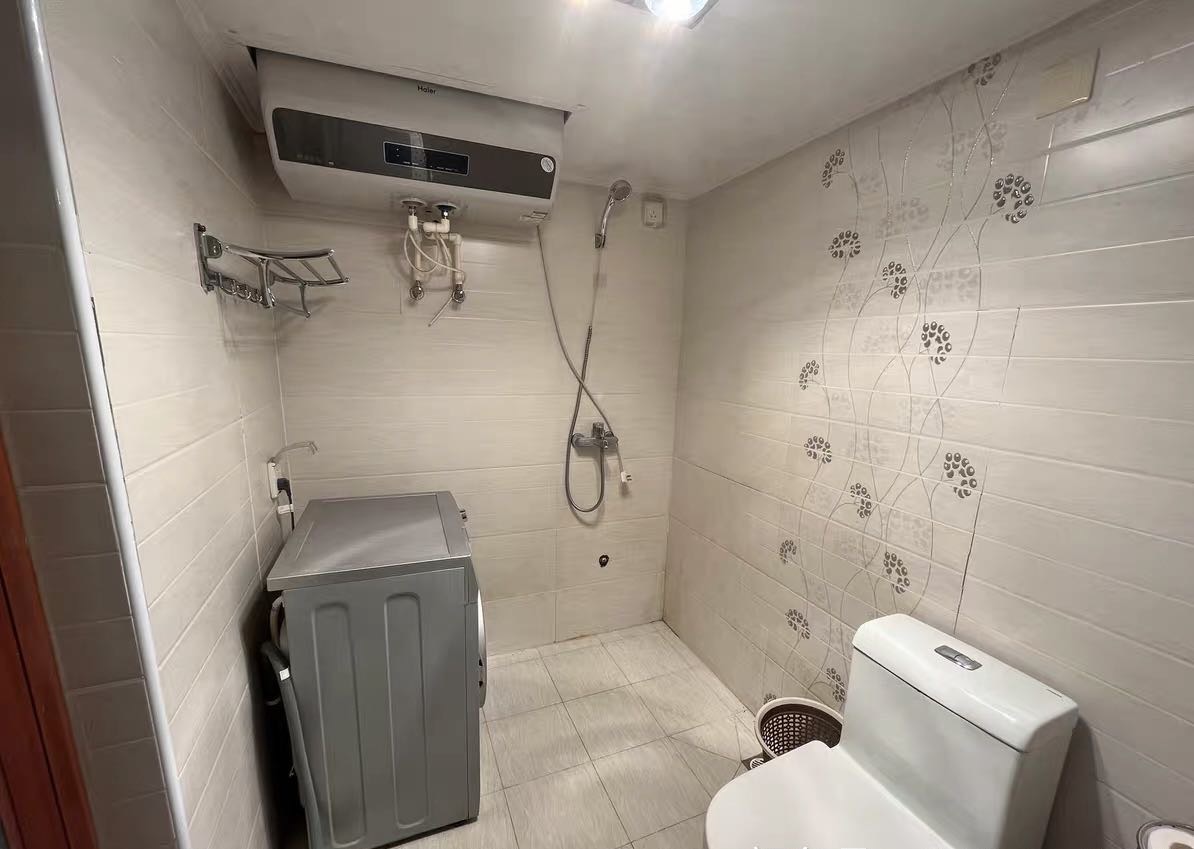 龙博苑小区 随时看房·