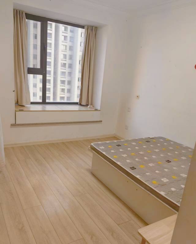 海尔云世界滟澜公馆 随时看房·