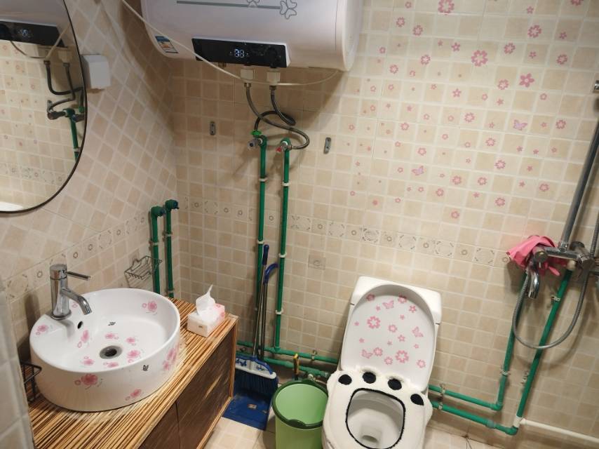 城市先锋小区 随时看房·