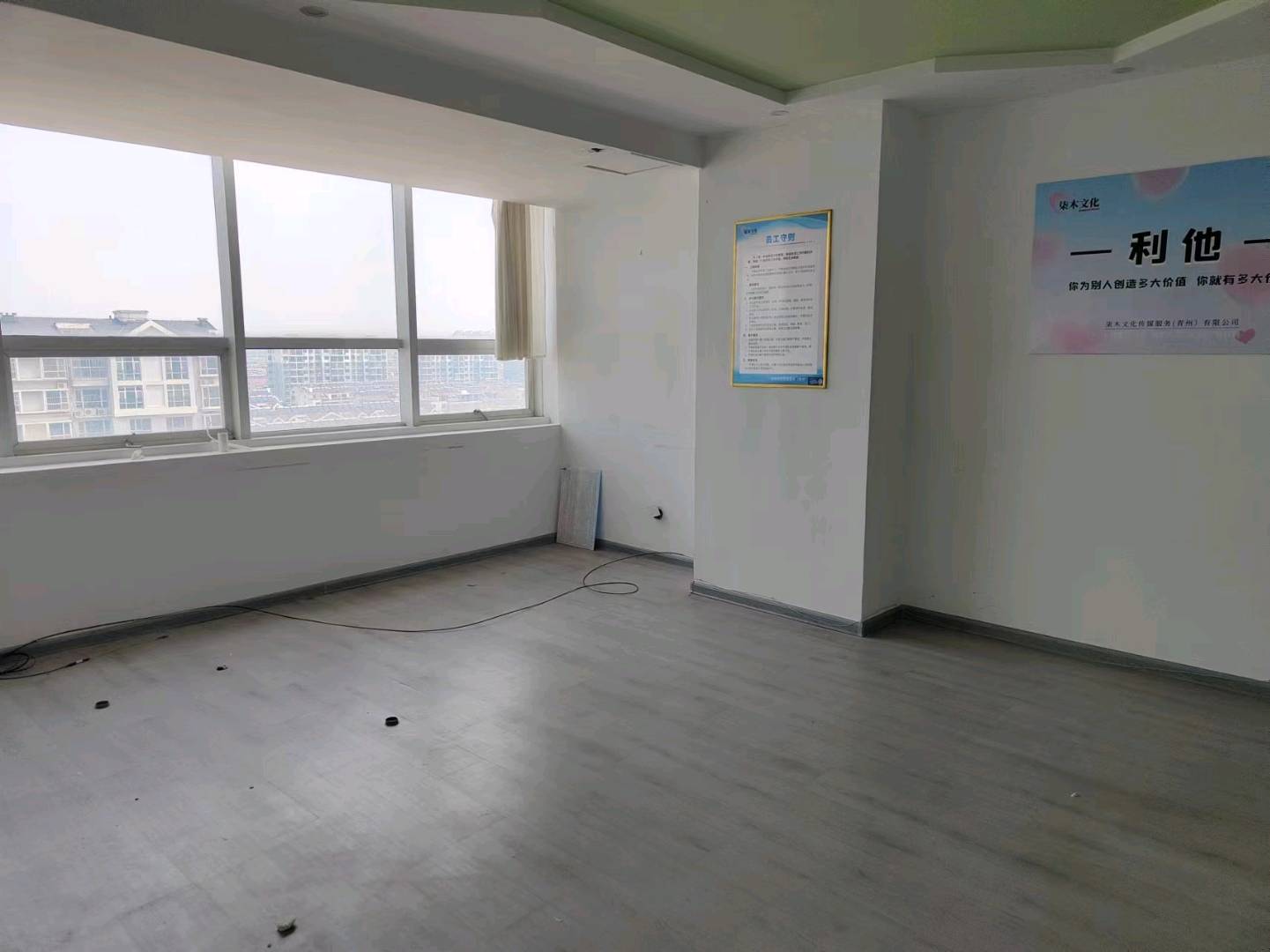 新亚财富广场 随时看房·