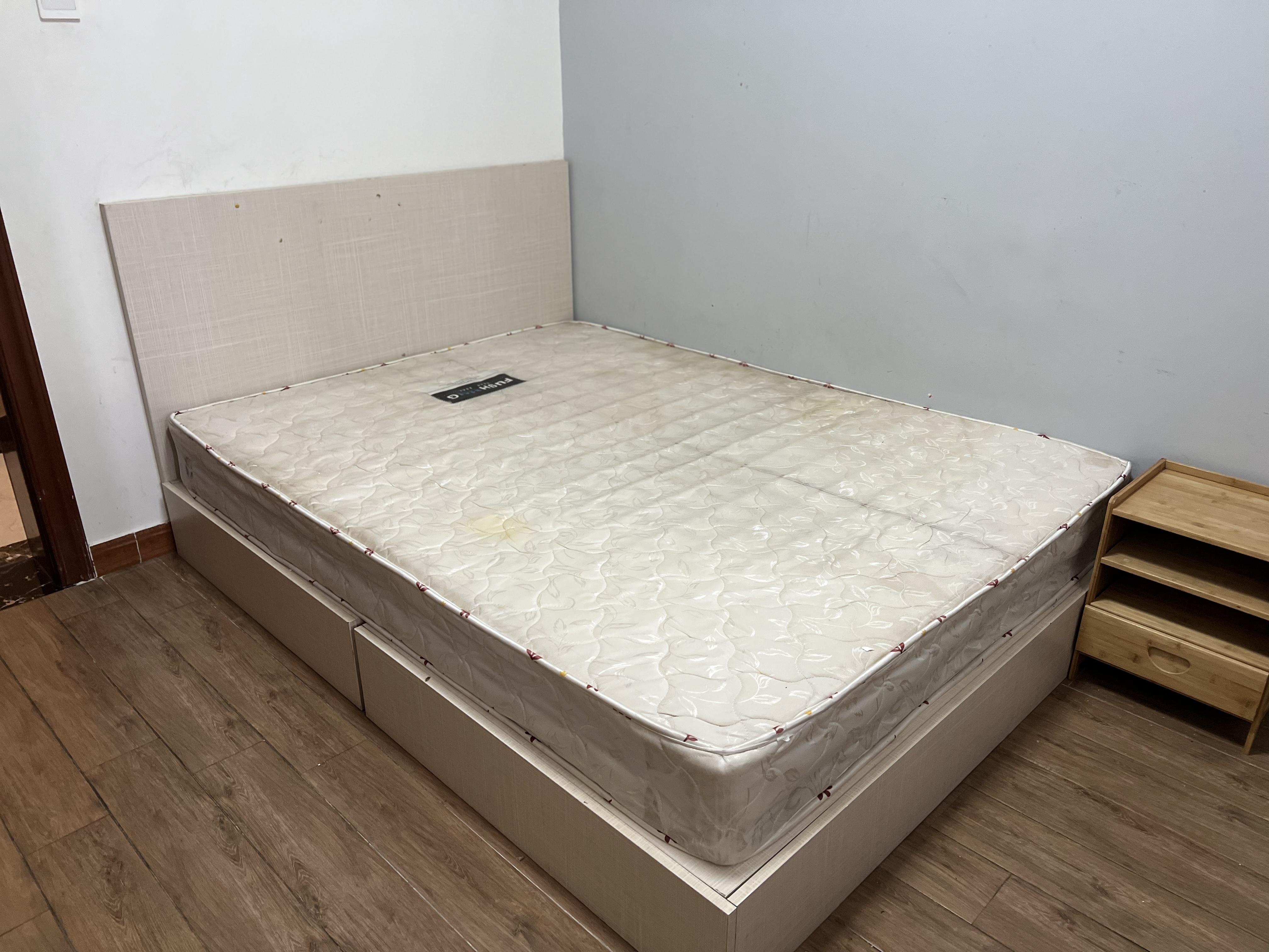 果堰小区 随时看房·