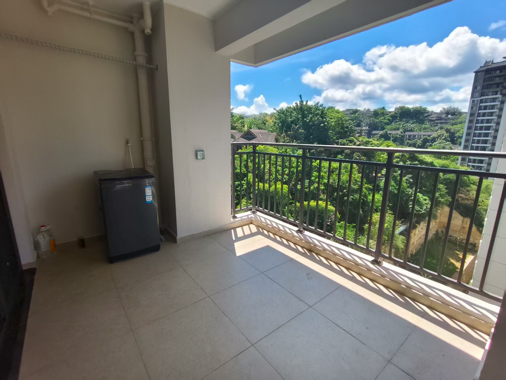 保利雨林澜山 随时看房·