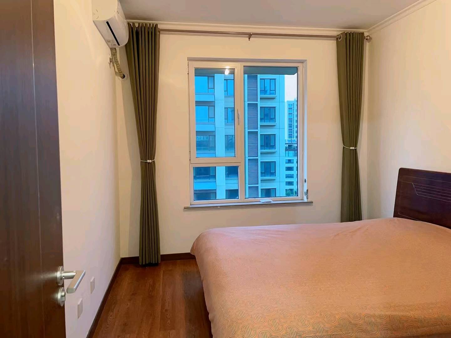 金鼎东柳湾 随时看房·