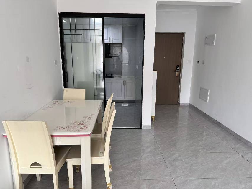 华远空港国际城 随时看房·