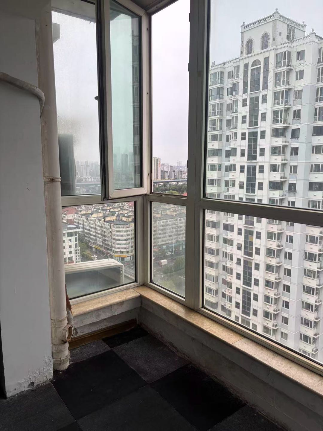 乾花园小区1-1井田大厦2002室 随时看房·