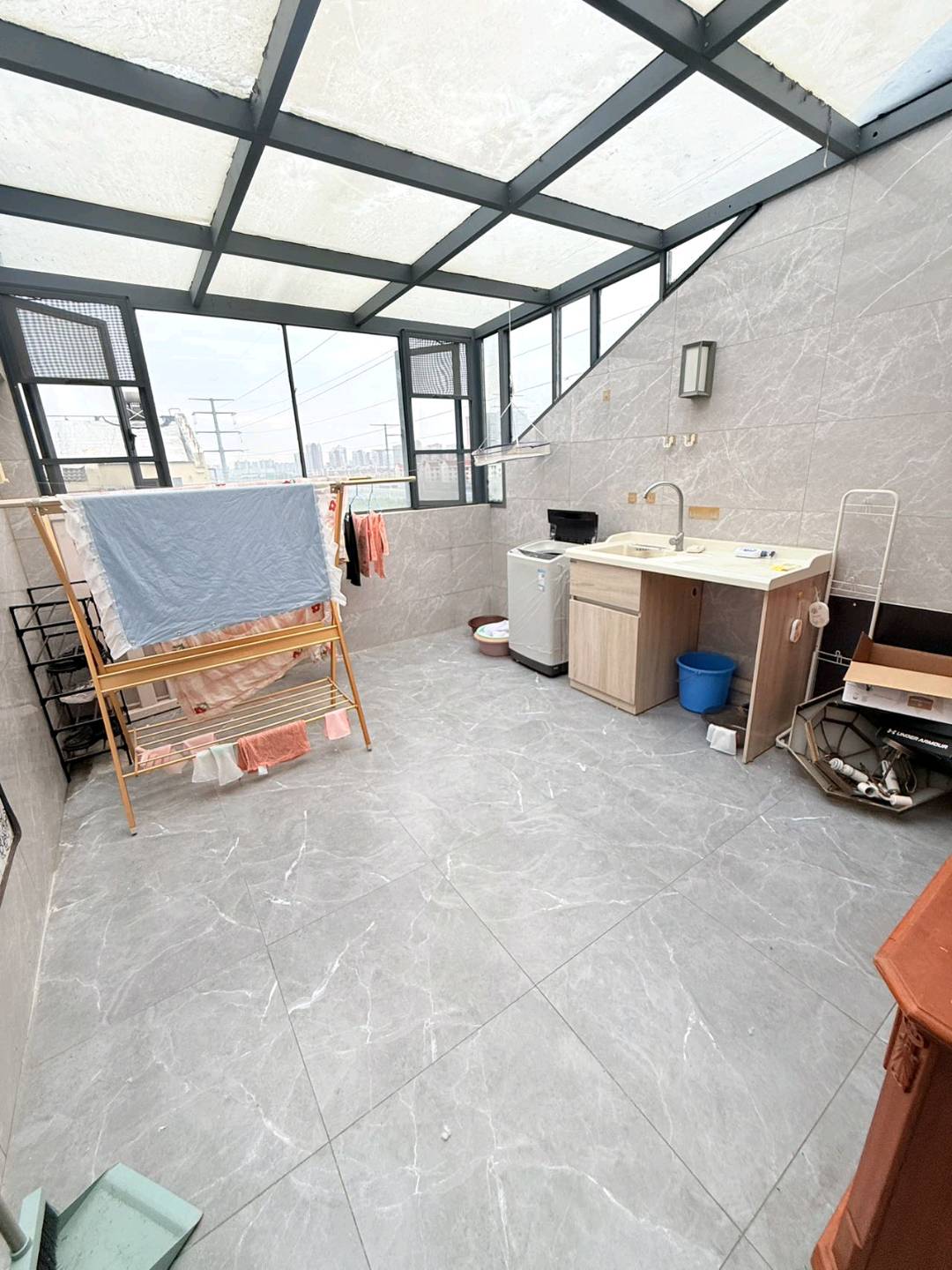 新馨花园 随时看房·