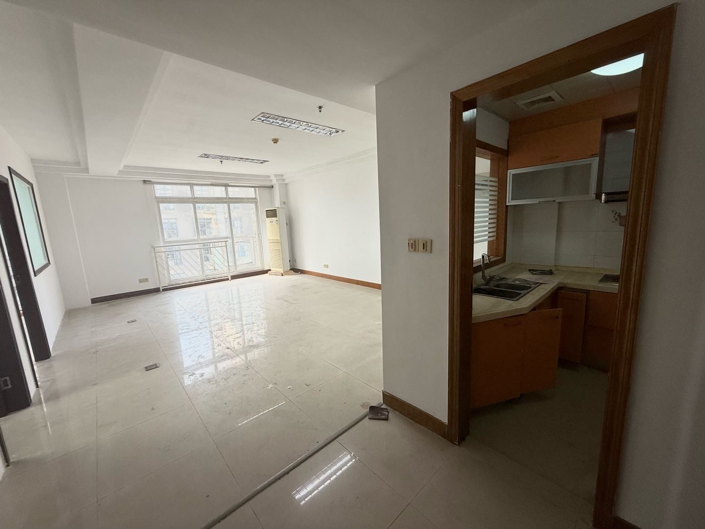 现代城 随时看房·