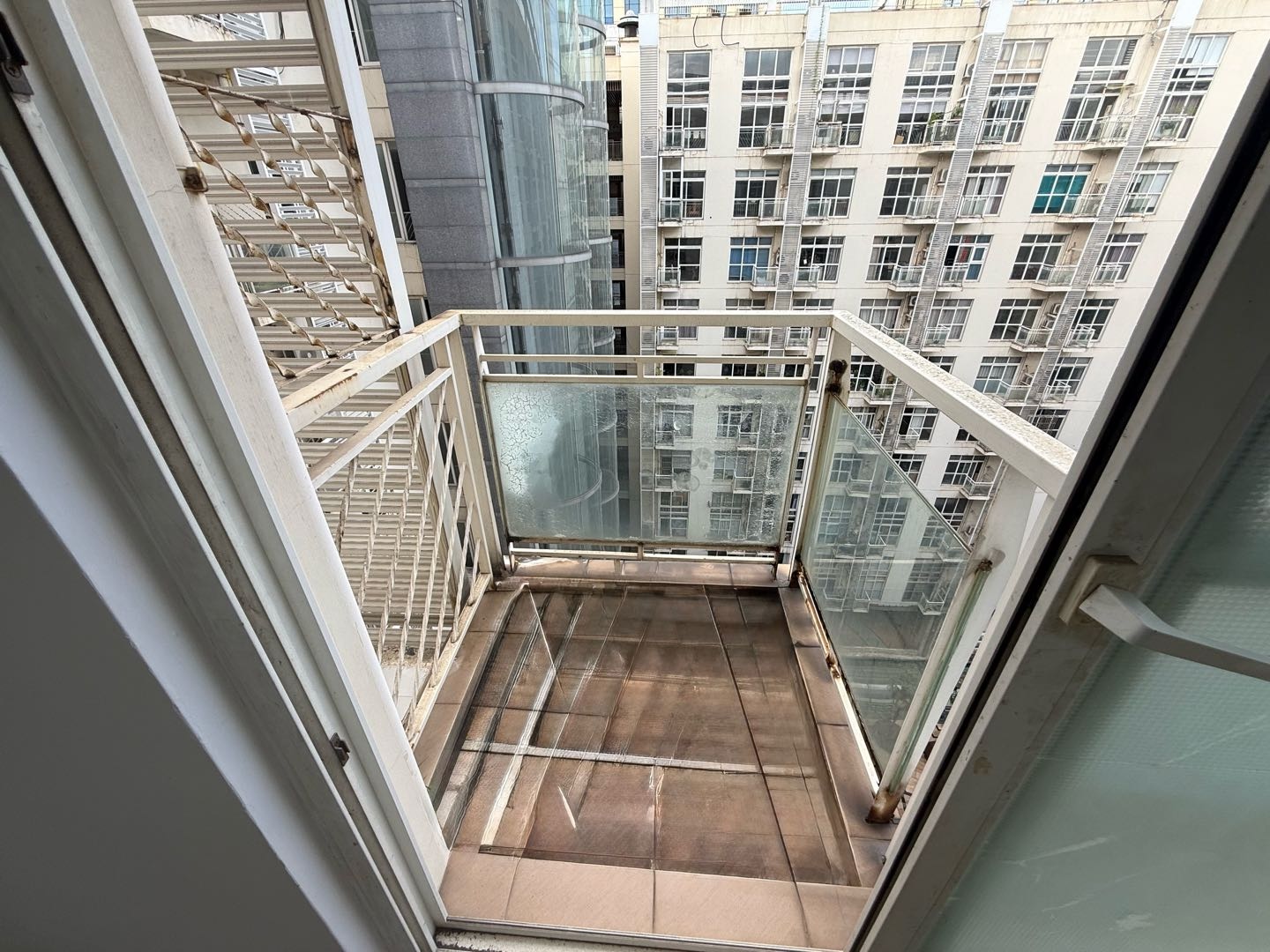 现代城 随时看房·