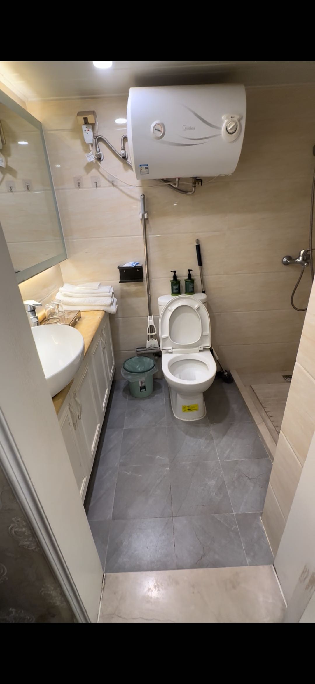 华讯中心 随时看房·