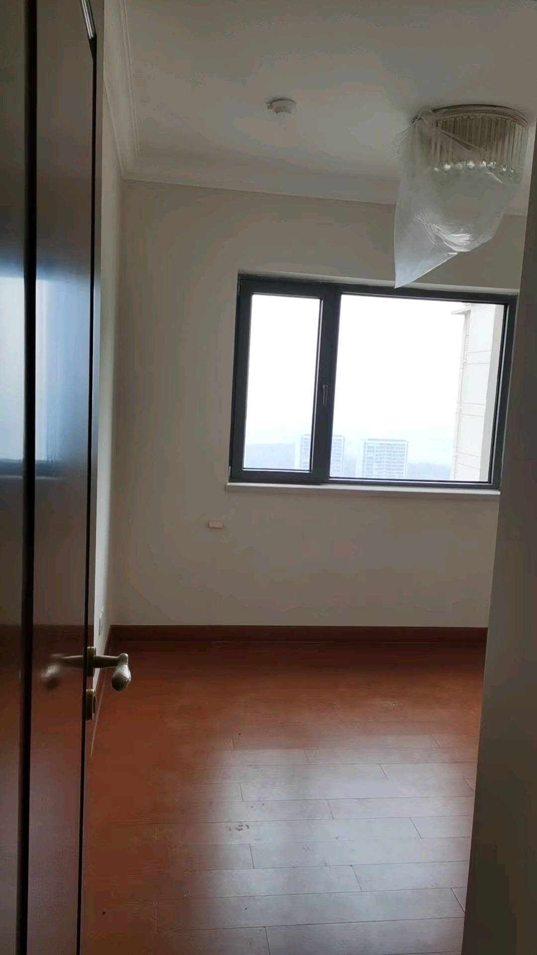 恒大中央广场六期 随时看房·