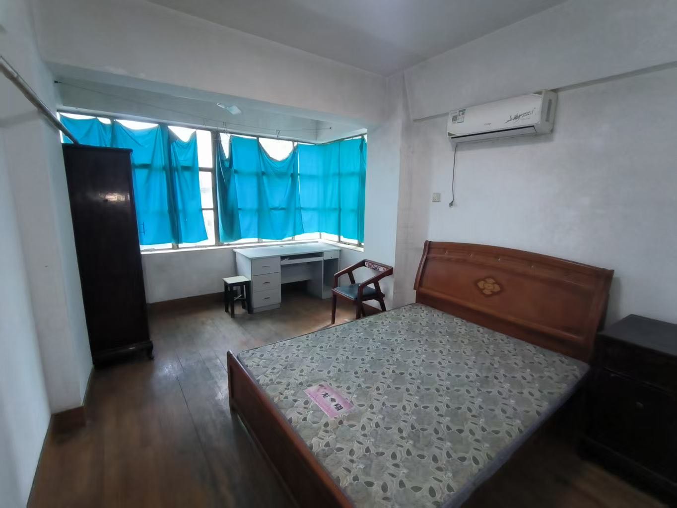 仁厚小区 随时看房·