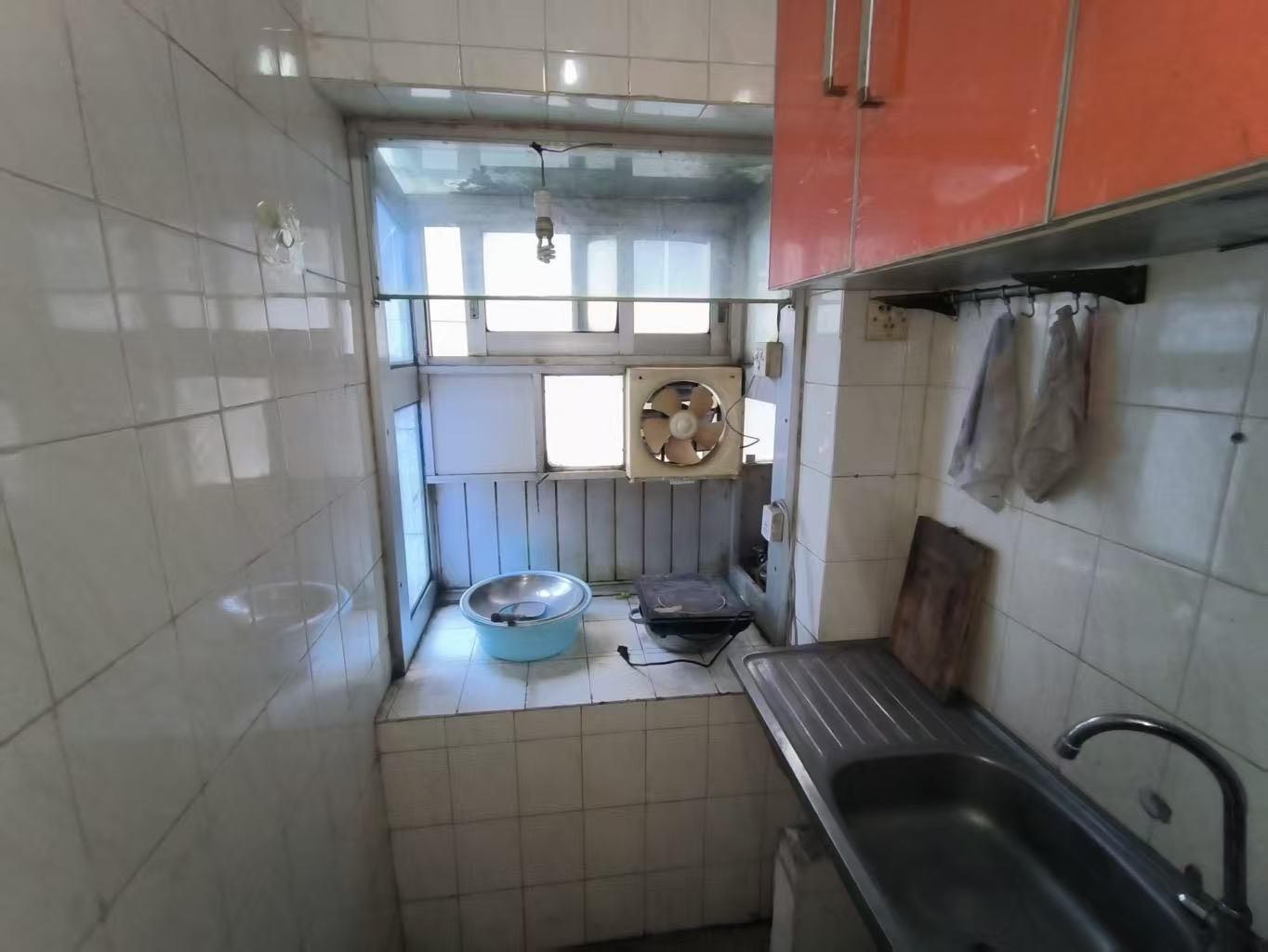 仁厚小区 随时看房·