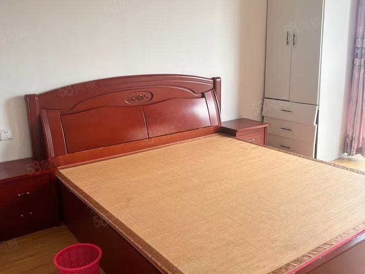 君御豪庭 随时看房·