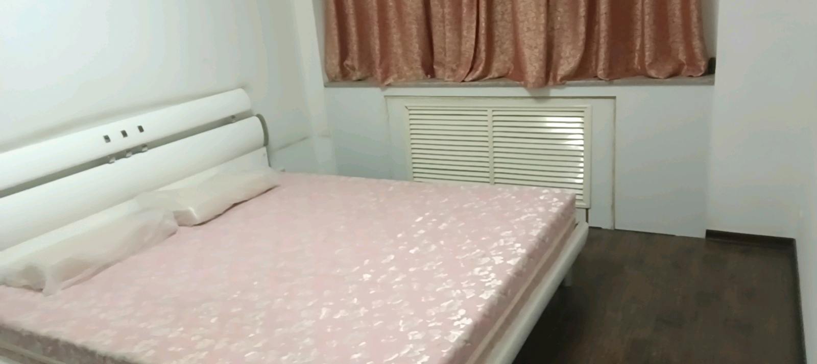 天鹅湖小区 2居室 500元/月