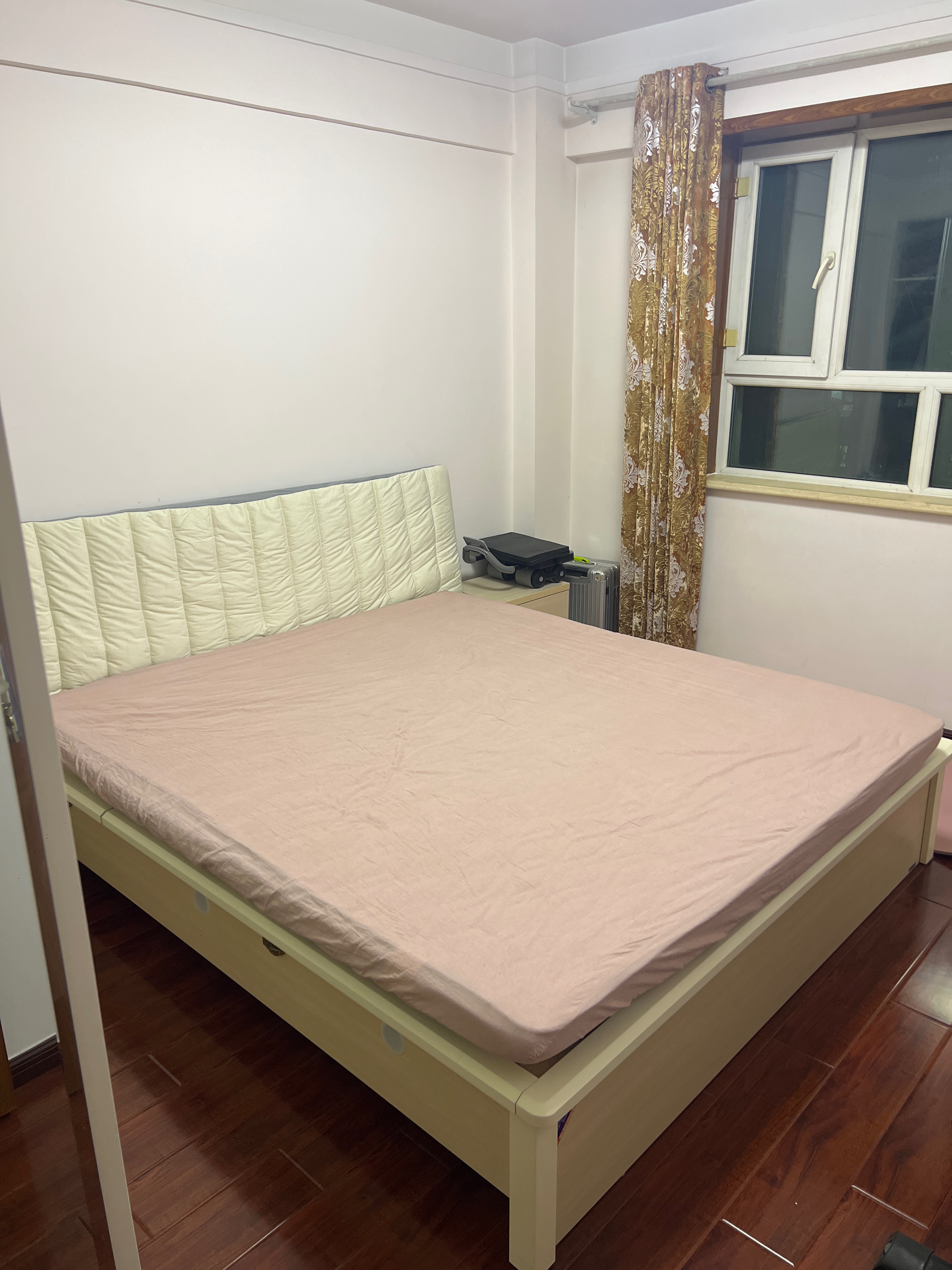 通嘉世纪城二区 4居室 1800元/月