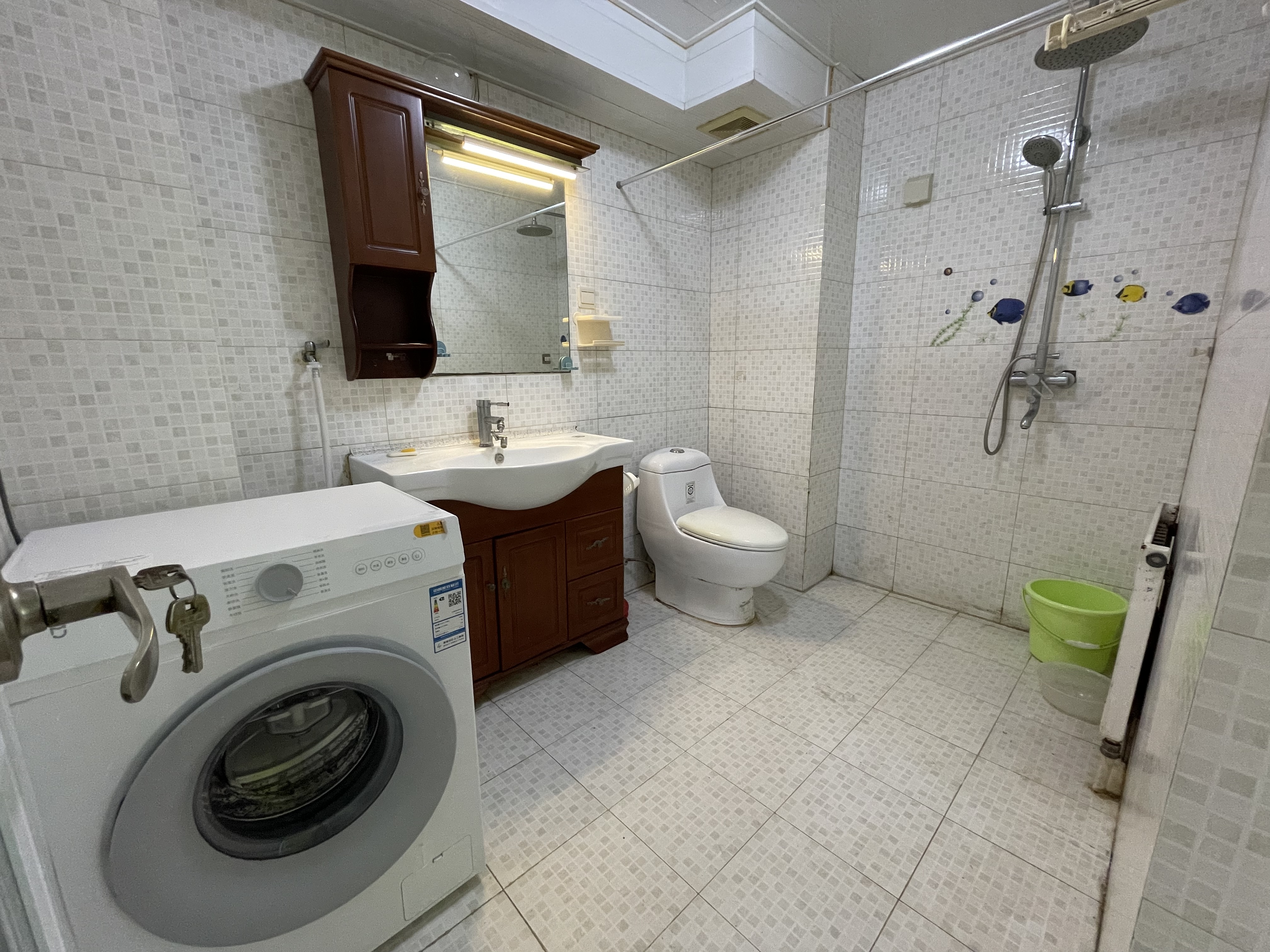 雅成一里 随时看房·