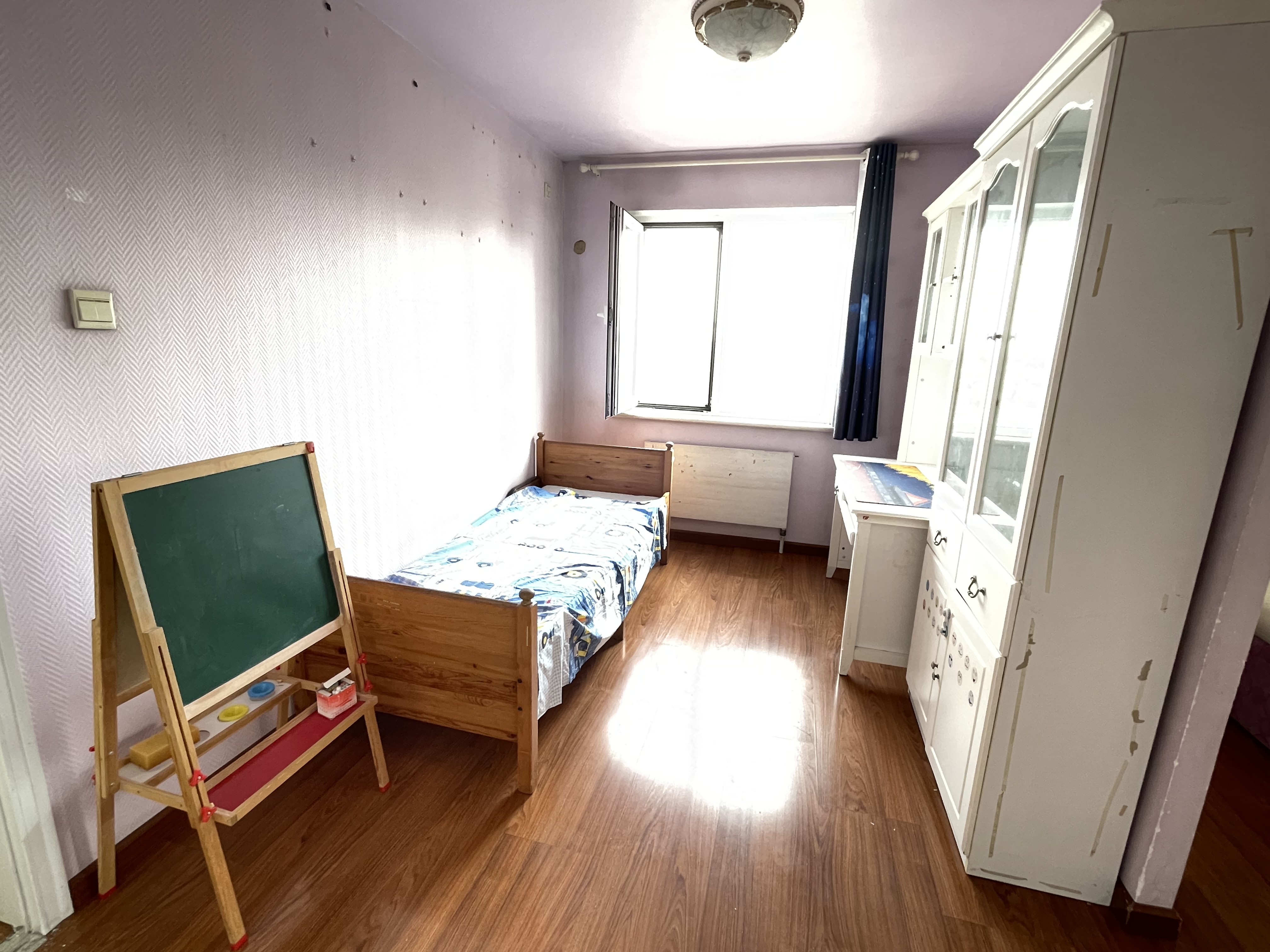 雅成一里 随时看房·