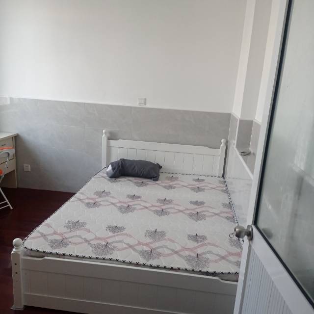 明珠家园 1居室 1200元/月