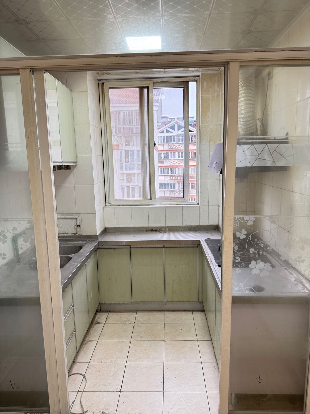 成山公寓 随时看房·