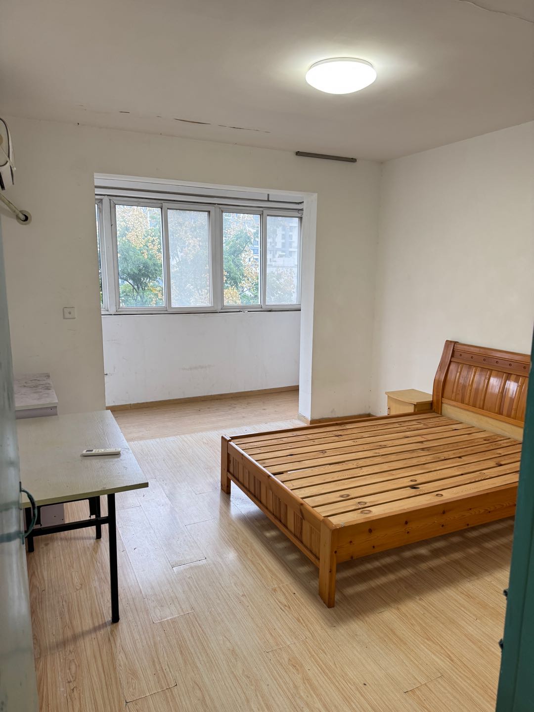 成山公寓 随时看房·