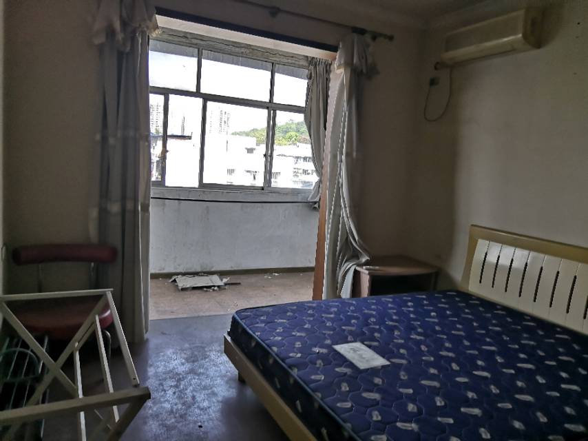 康宁苑 4居室 500元/月