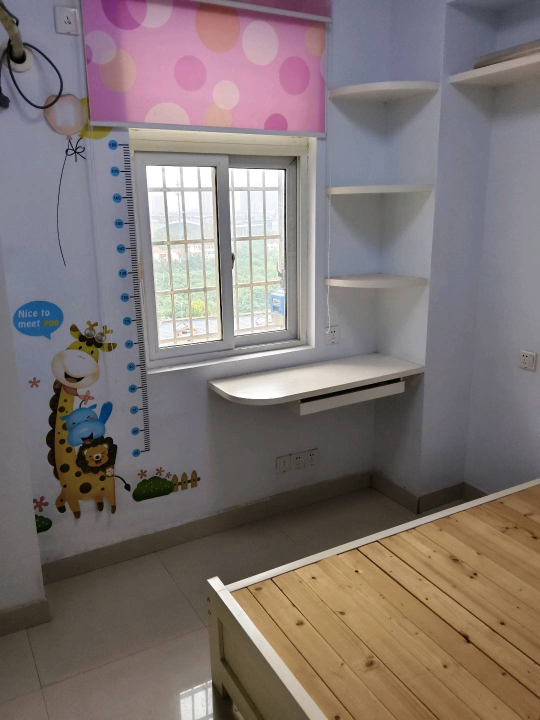 盛唐四月天 随时看房·