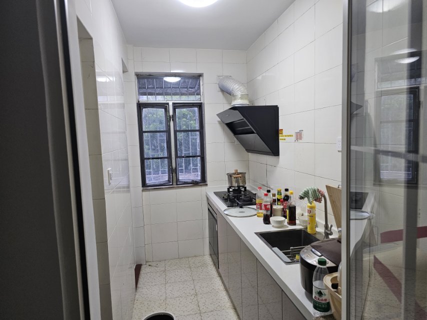 警察花园 随时看房·