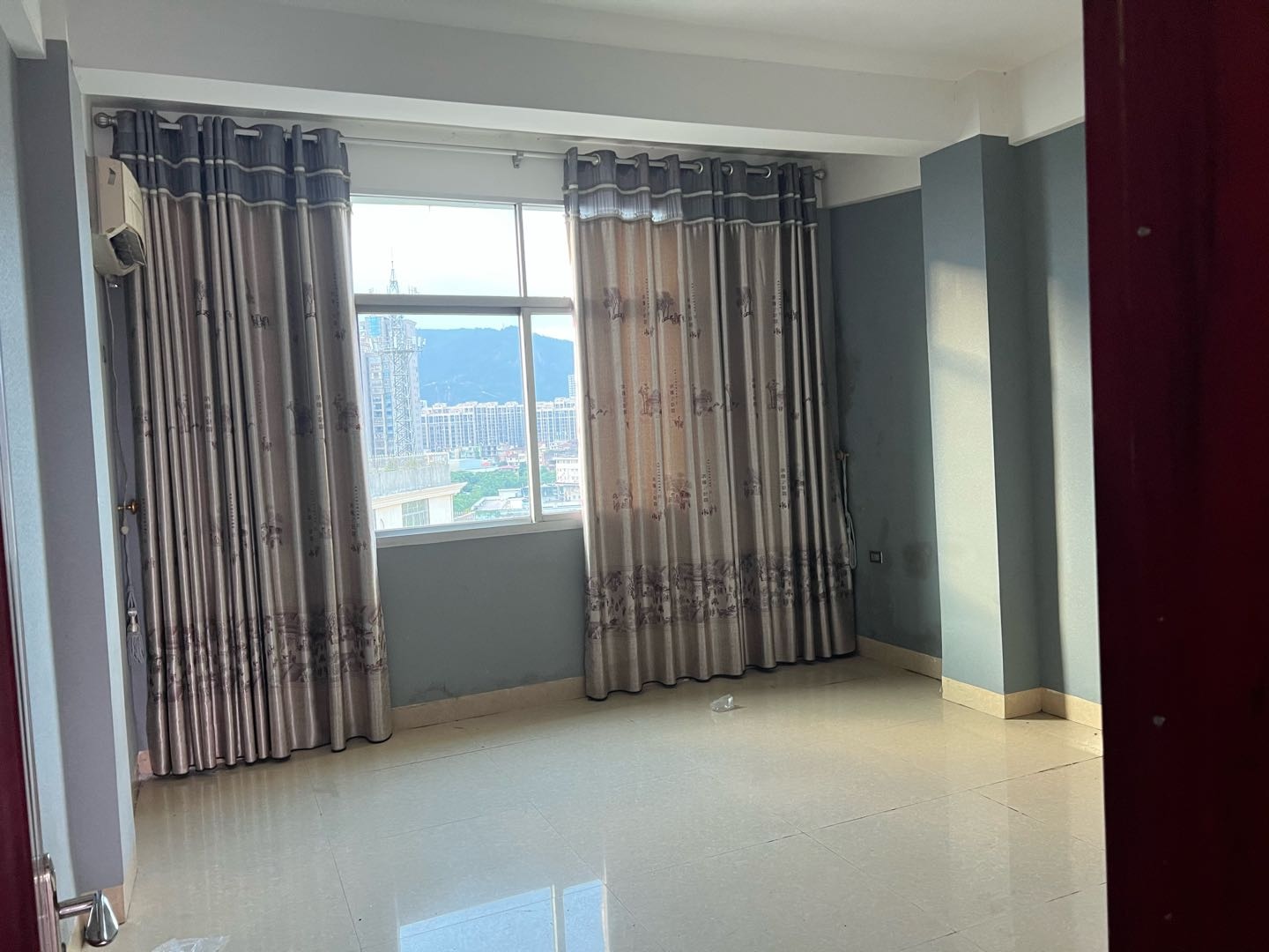 东门街666号 随时看房·