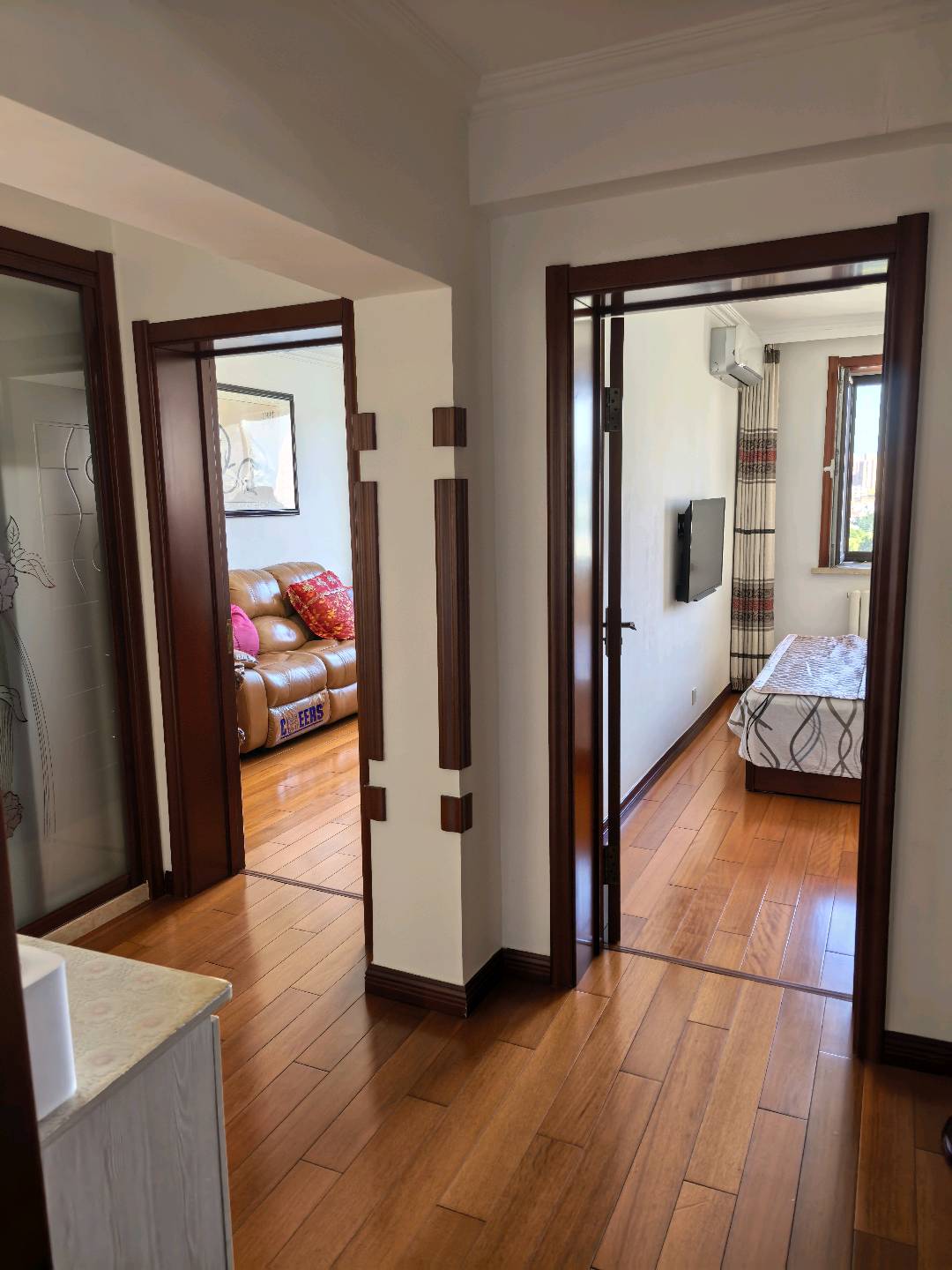 湖畔小区 随时看房·