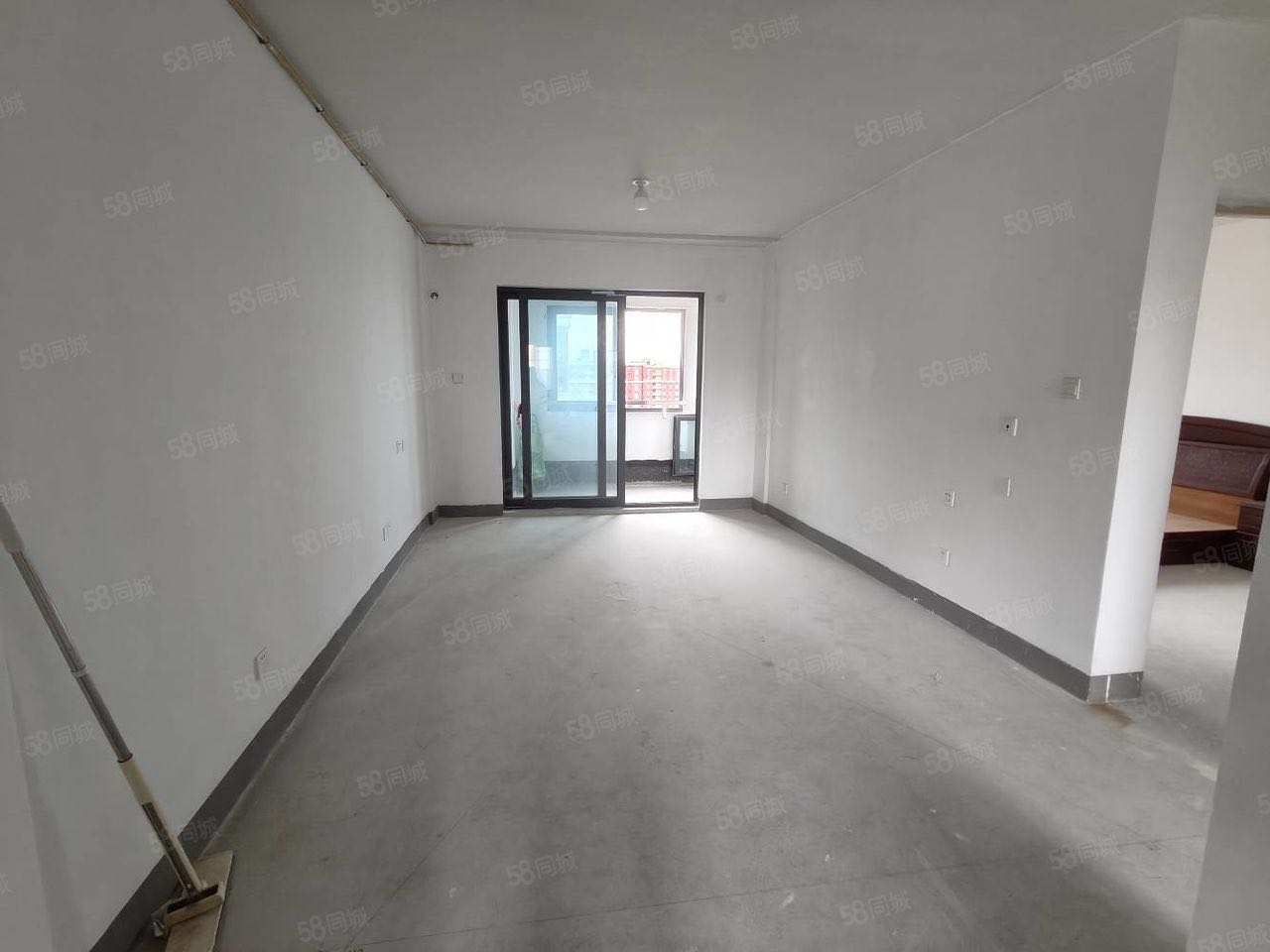 绿杨家园 随时看房·