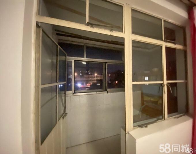 康居里小区 随时看房·