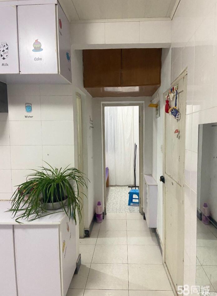 康居里小区 随时看房·