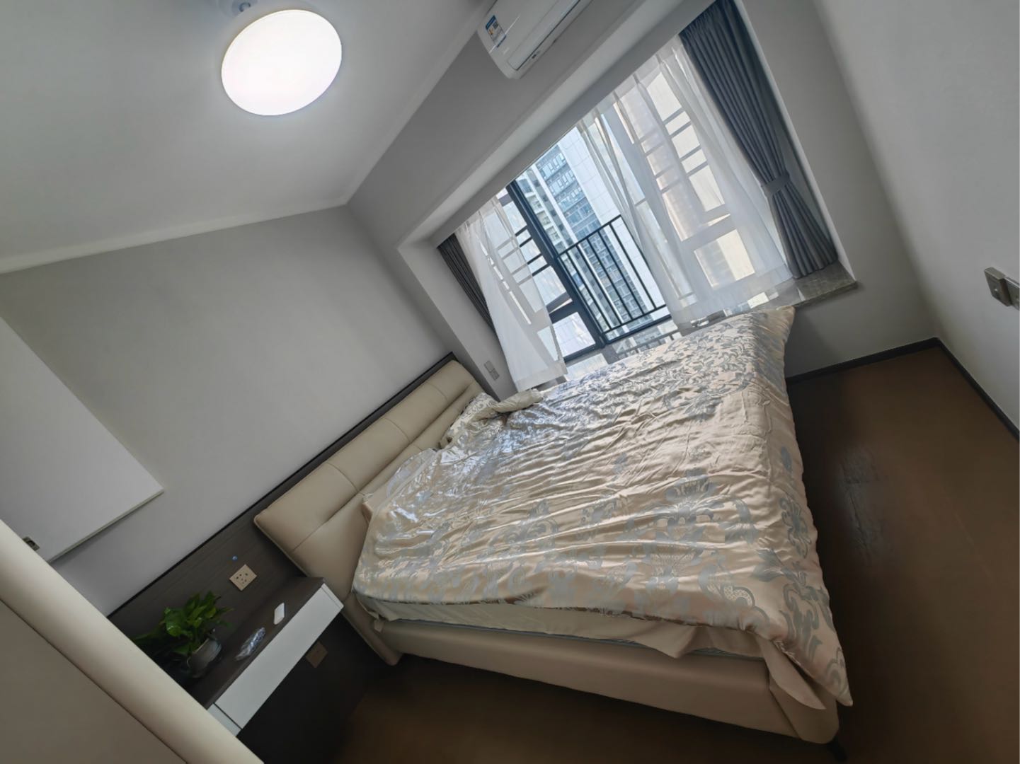 佳兆业樾伴山 随时看房·