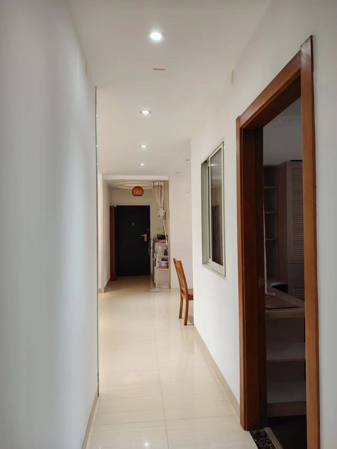 荟萃中央 随时看房·