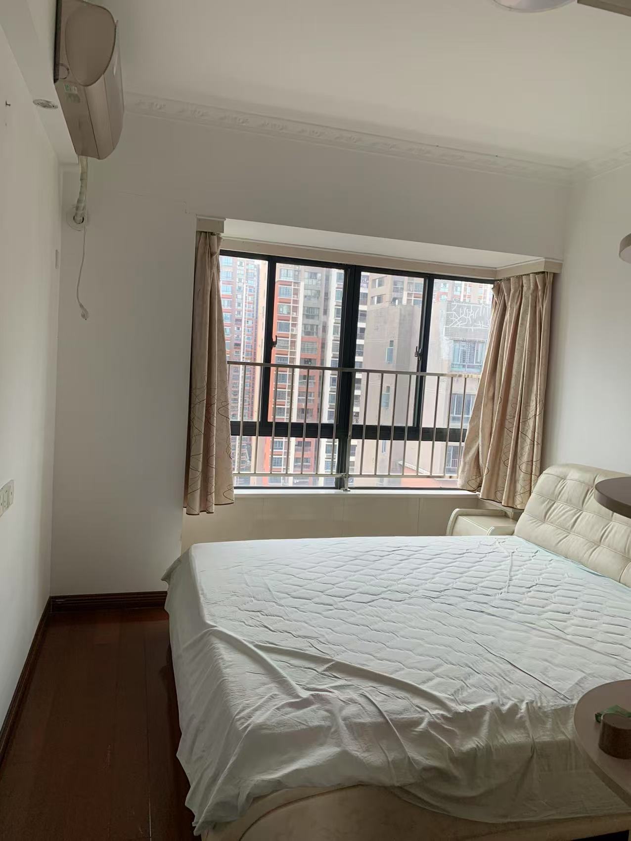 荟萃中央 随时看房·