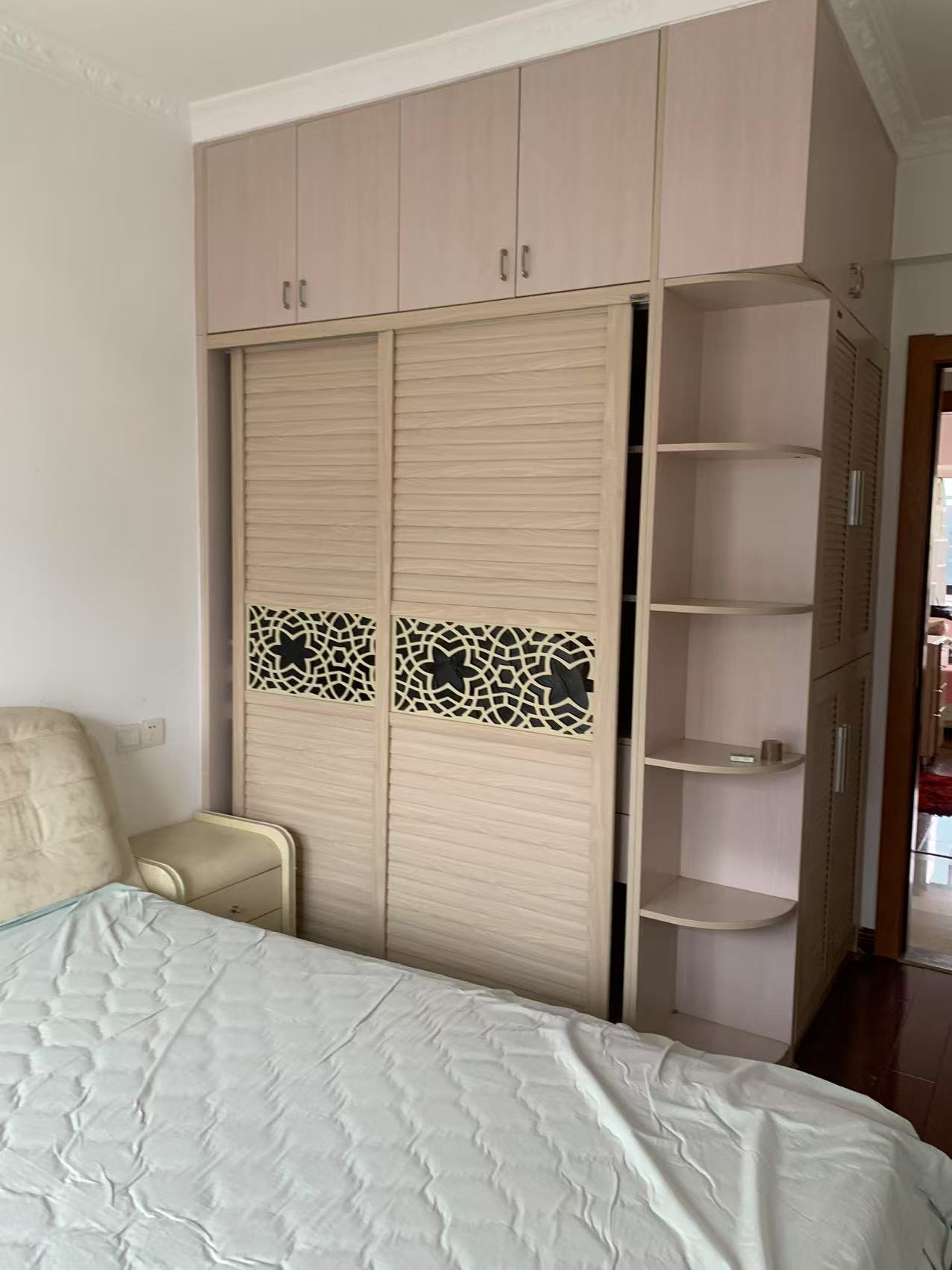 荟萃中央 随时看房·