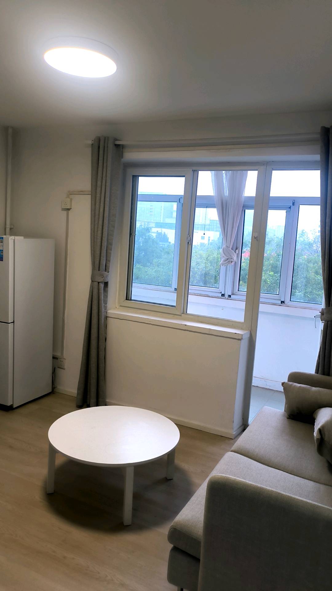 厂洼小区地铁附近正规两居室出租 随时看房·