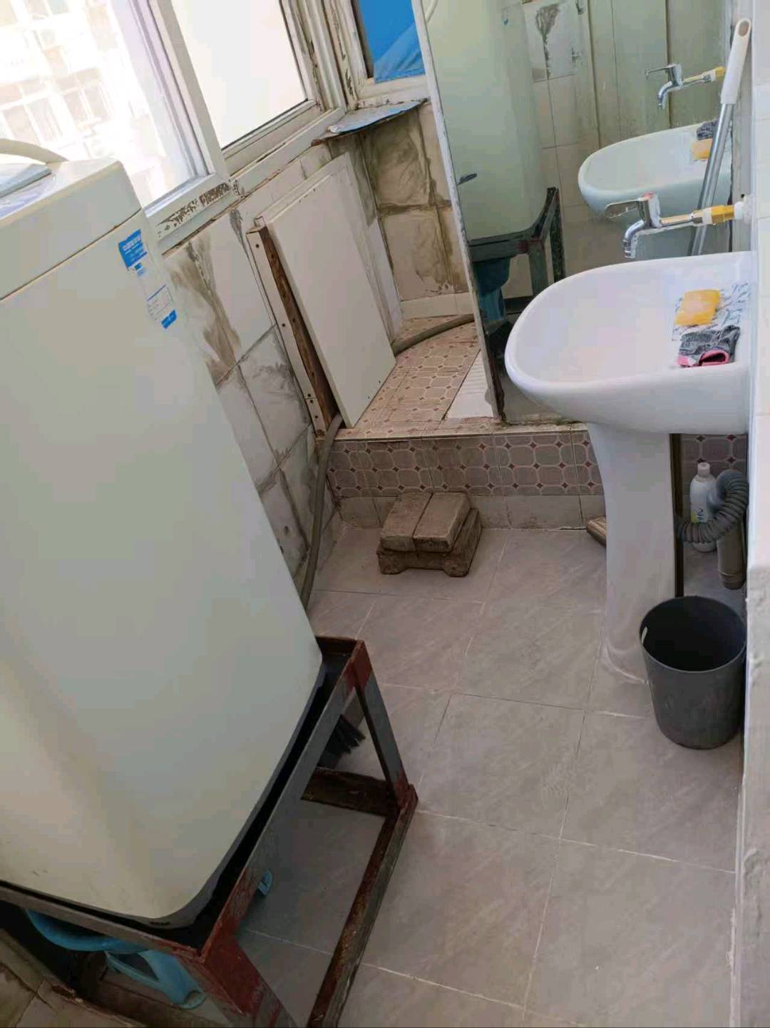 云溪路小区 随时看房·