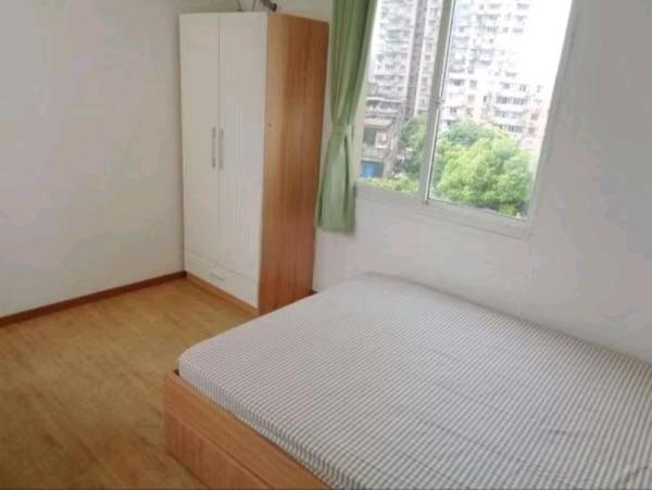 中王小区 随时看房·