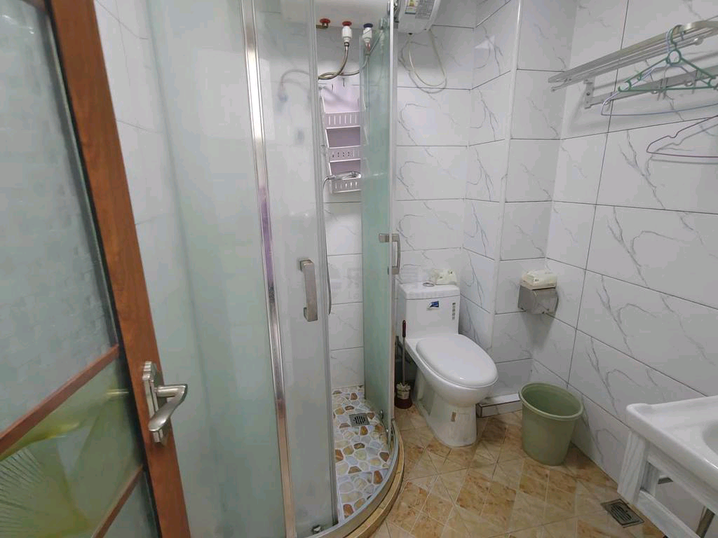 五金商贸城 随时看房·