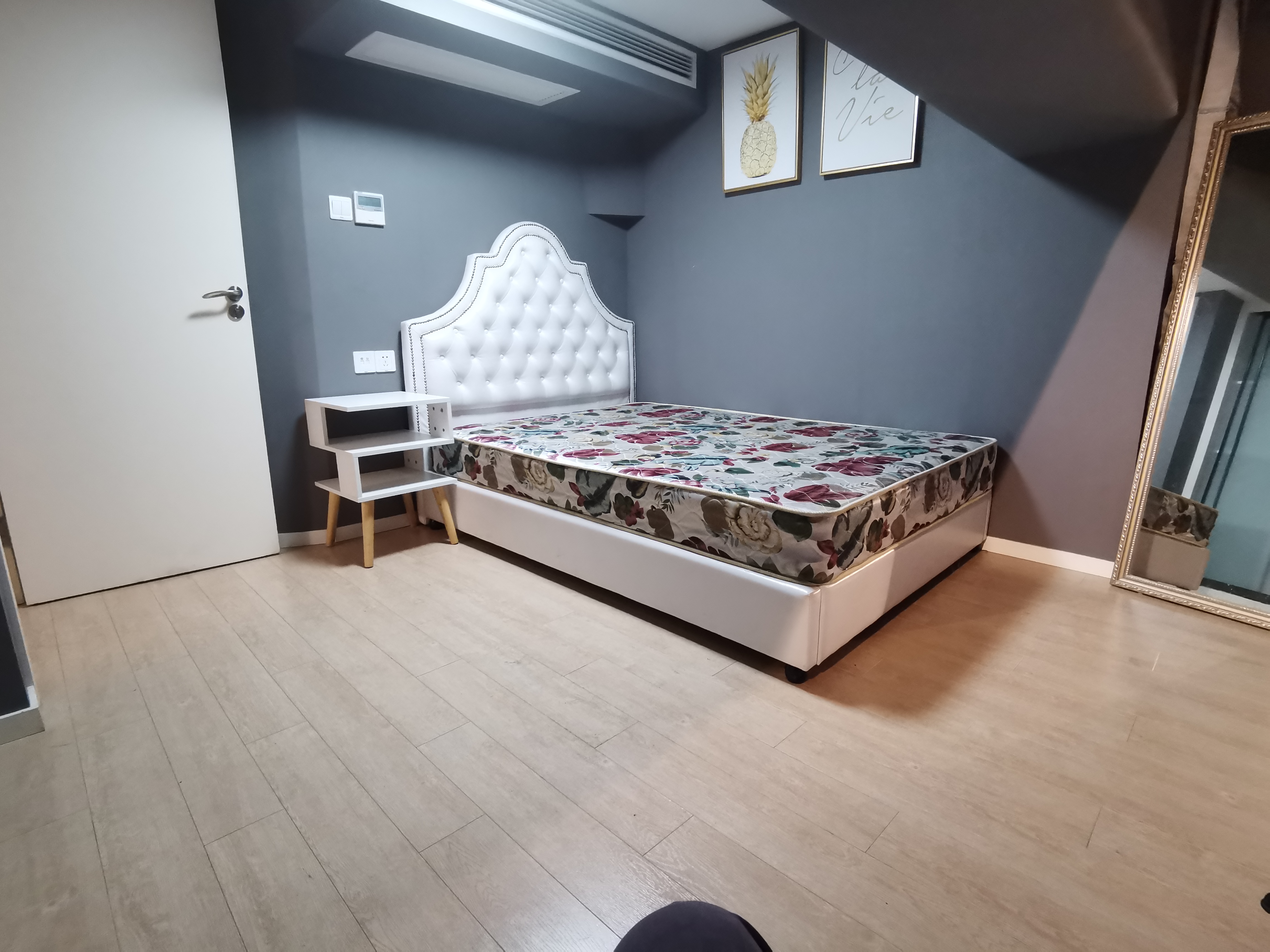 万业新阶 随时看房·