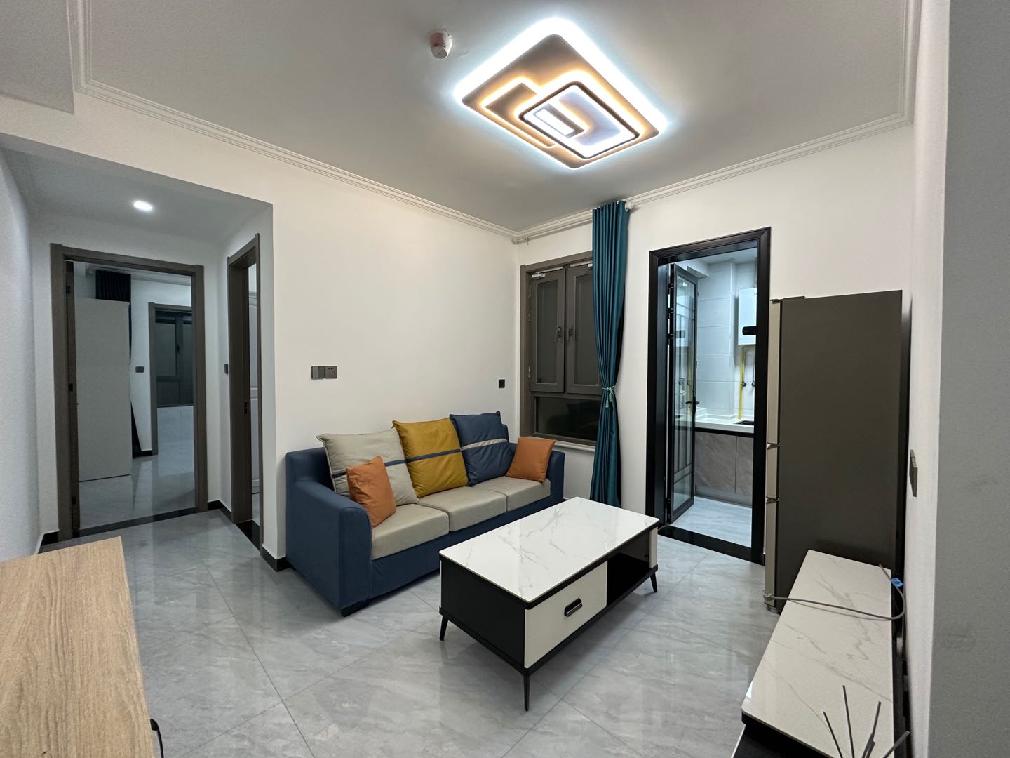 富田九鼎公馆一号院 2居室 1500元/月