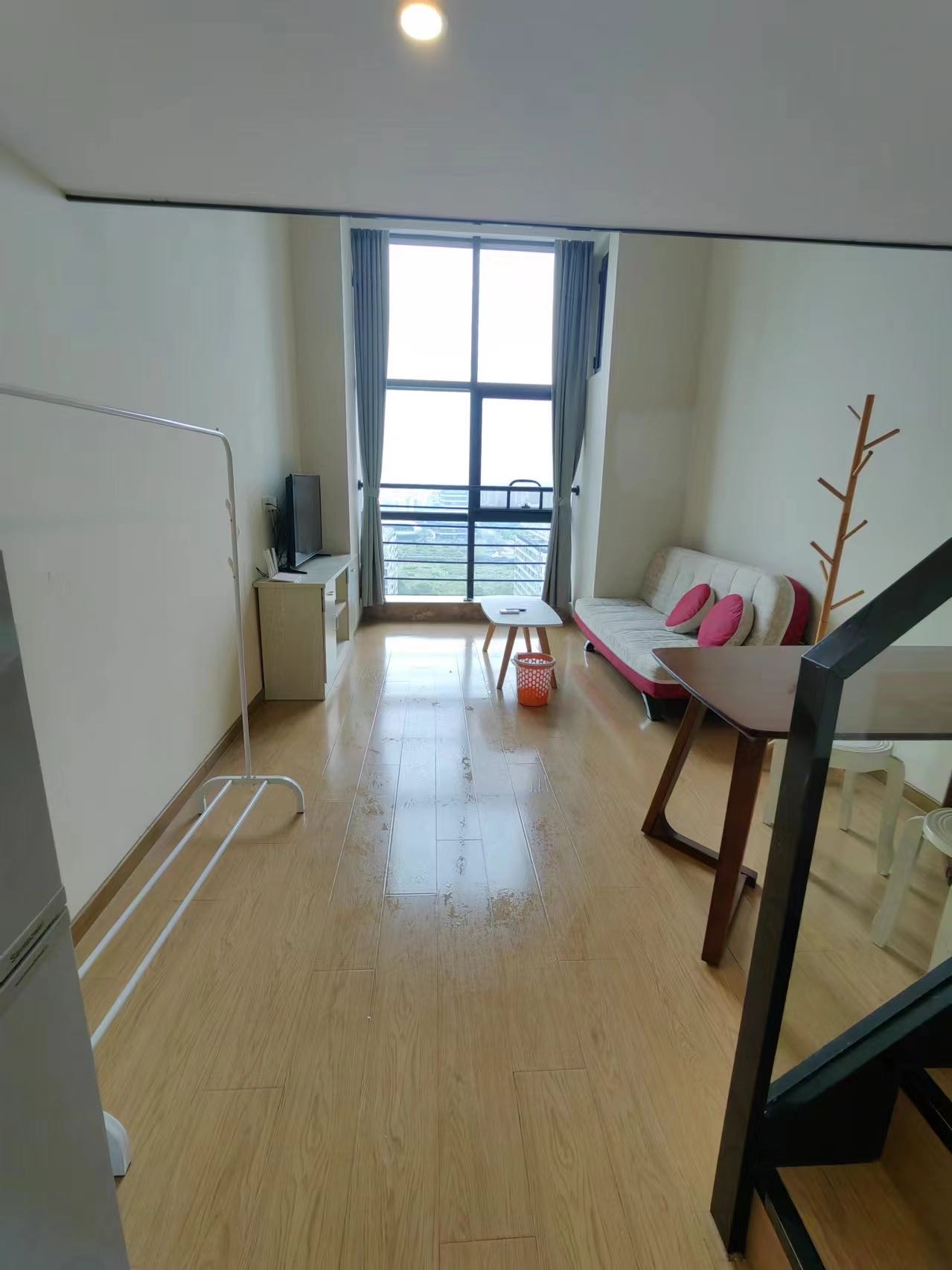 西溪蓝海 1居室 2600元/月