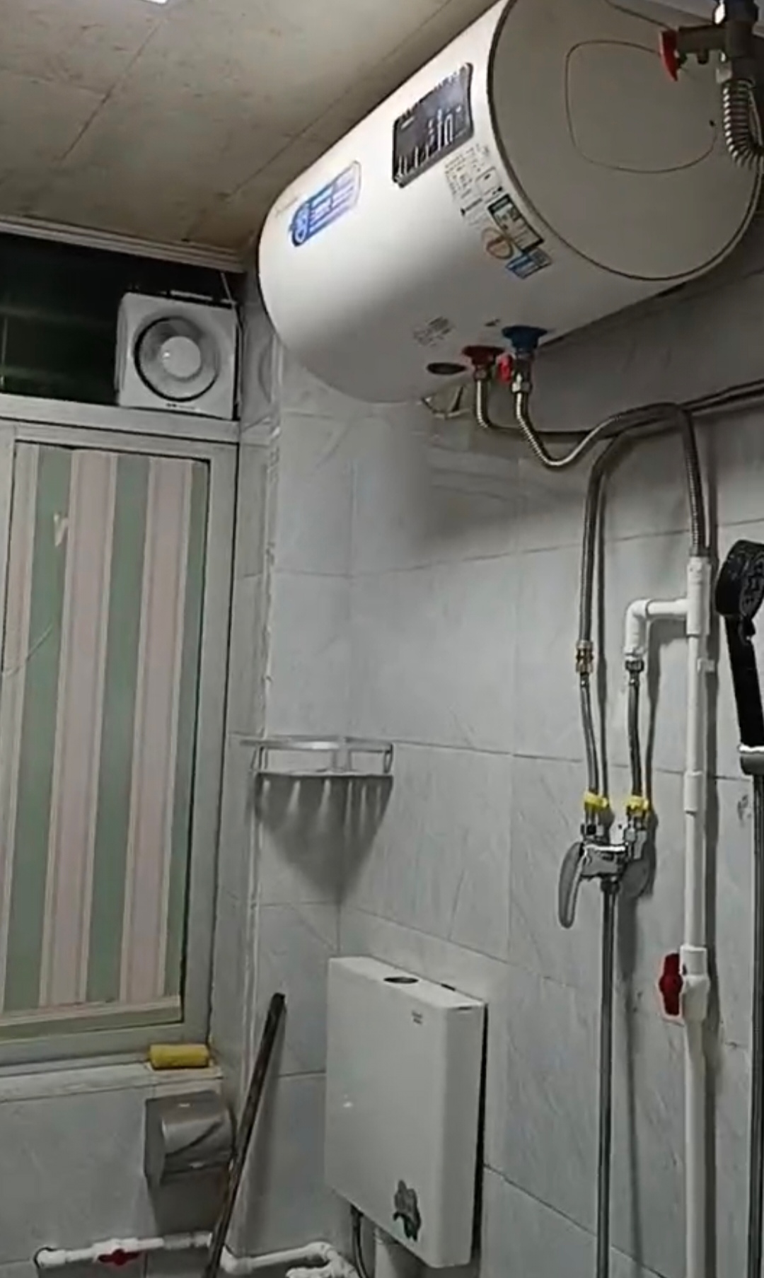 宝安六区国土局宿舍 随时看房·